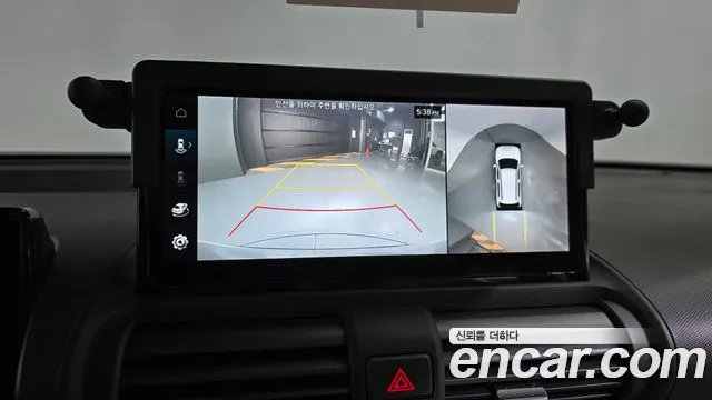 Hyundai Casper Casper Electric Inspiration — Фото автомобиля 11