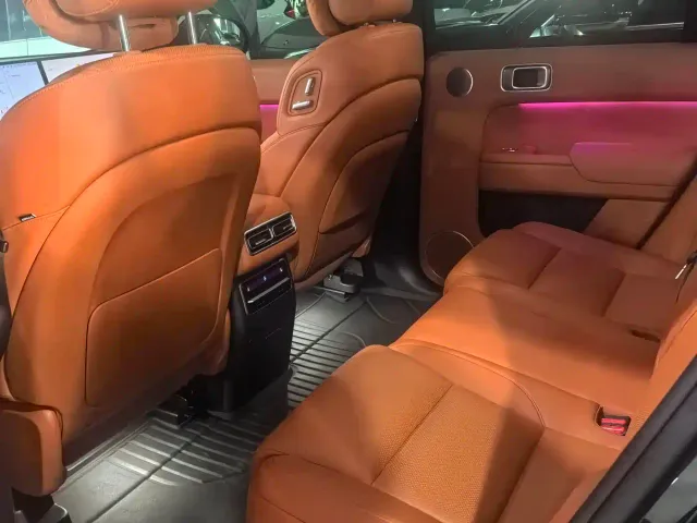 Li Auto L7 — Фото автомобиля 5