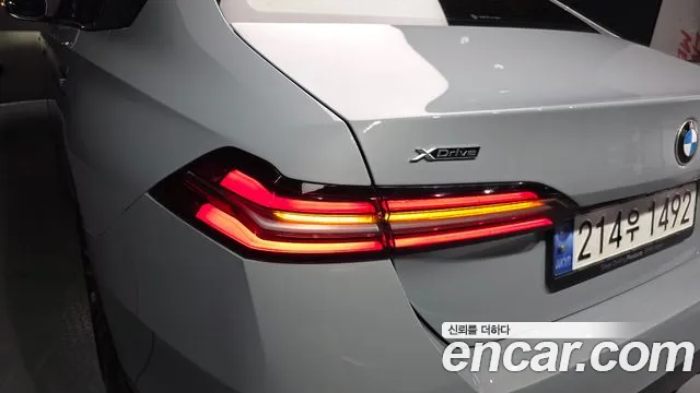 BMW 5 Series G60 — Фото автомобиля 8