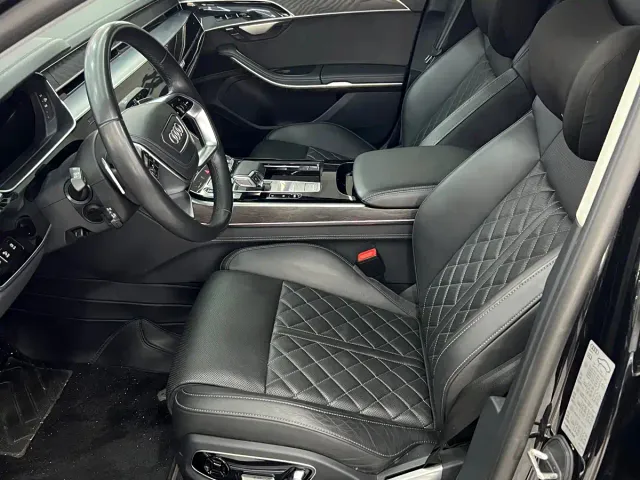 Audi A8 — Фото автомобиля 19
