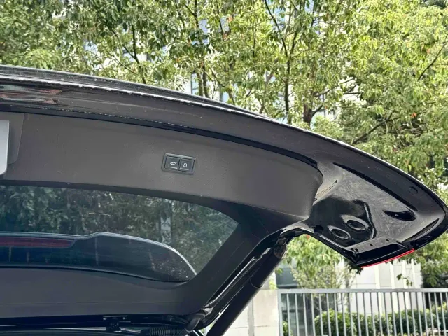 Audi Q5L — Фото автомобиля 14