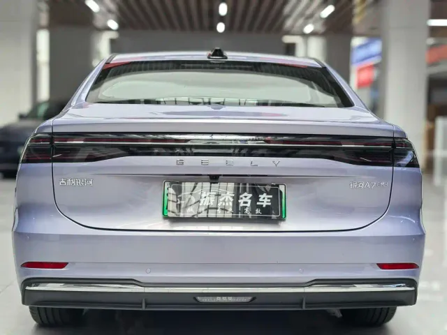 Geely Galaxy A7 — Фото автомобиля 14