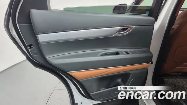 Genesis GV80 — Фото автомобиля 14