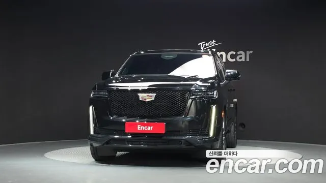 Cadillac Escalade 5th Gen — Фото автомобиля 3