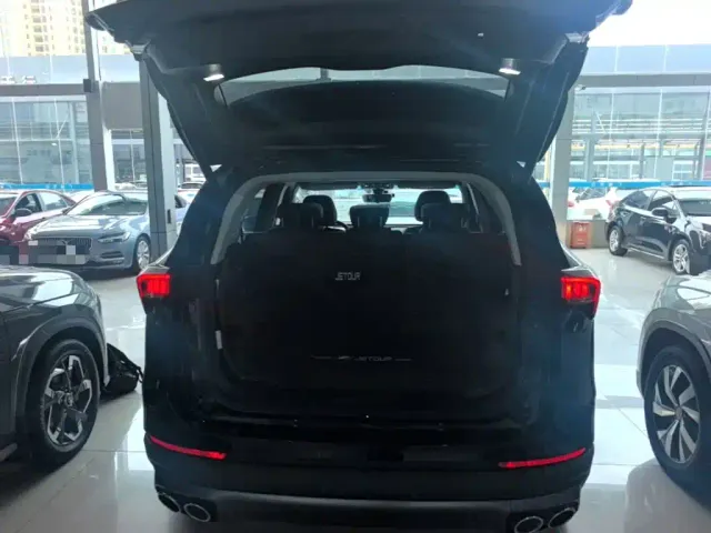 Jetour X70 Plus — Фото автомобиля 18