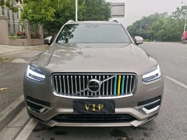 Volvo Volvo XC90 2022 B5 Smart Luxury 7-Seater — Фото автомобиля 3