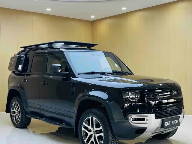 Land Rover Defender — Фото автомобиля 3