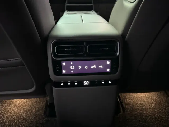 Li Auto i6 — Фото автомобиля 13