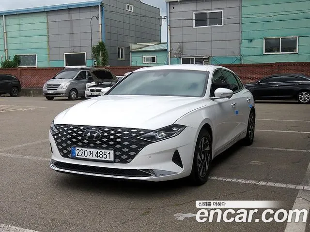 Фотография автомобиля — Hyundai Grandeur Grandeur (New) Hybrid