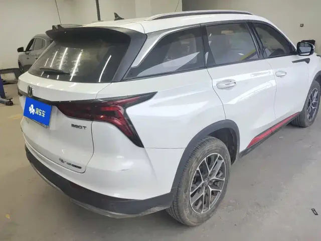 Changan CS75 Plus — Фото автомобиля 3