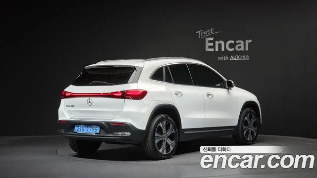 Фотография автомобиля — Mercedes-Benz EQA H243
