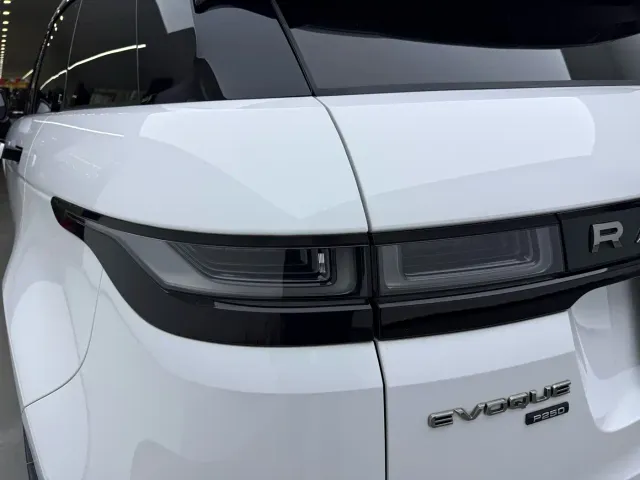 Land Rover Range Rover Evoque — Фото автомобиля 6