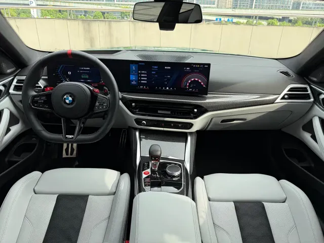 BMW M4 — Фото автомобиля 18