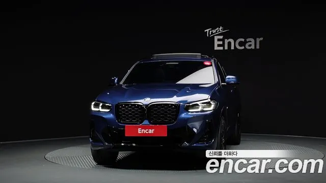 BMW X4 xDrive20i M Sport Pro — Фото автомобиля 3