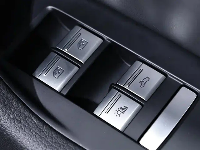 Audi A6L — Фото автомобиля 12