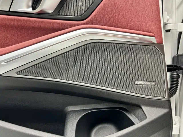 BMW 3 Series — Фото автомобиля 13