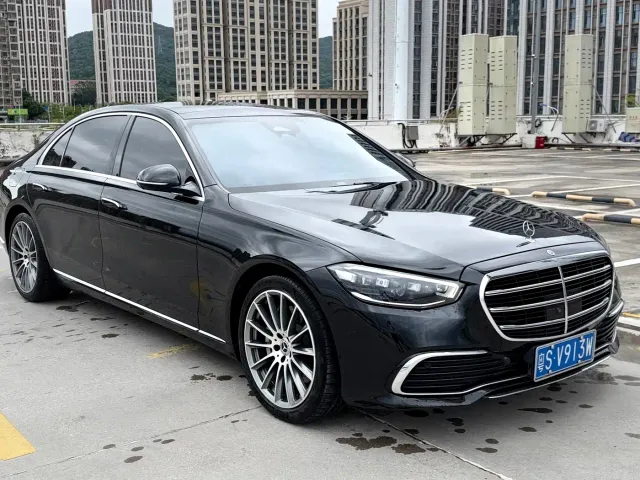 Mercedes-Benz S-Class — Фото автомобиля 3