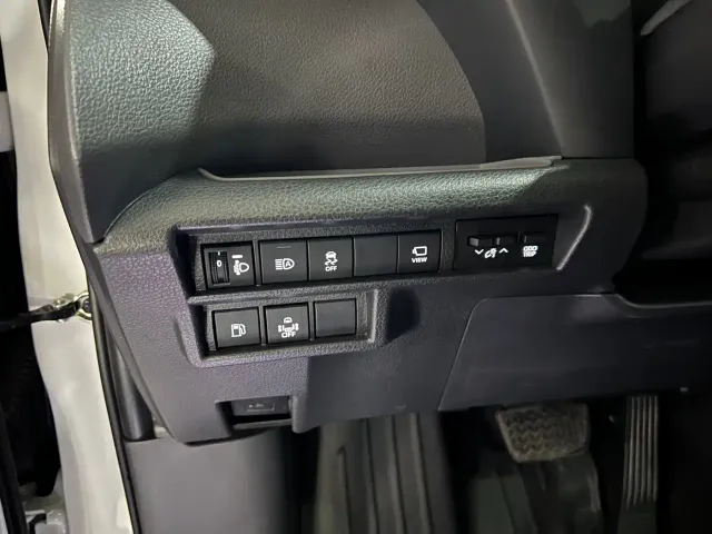Toyota Sienna — Фото автомобиля 17