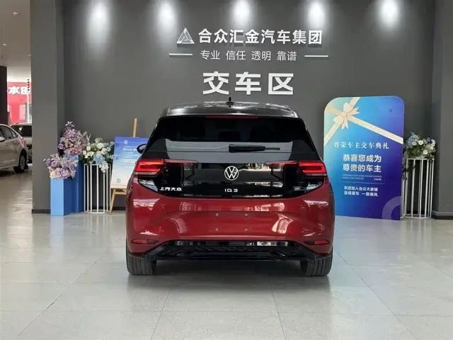 Volkswagen ID.3 — Фото автомобиля 16