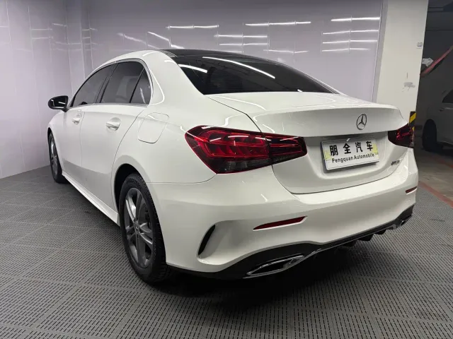 Mercedes-Benz A-Class — Фото автомобиля 17