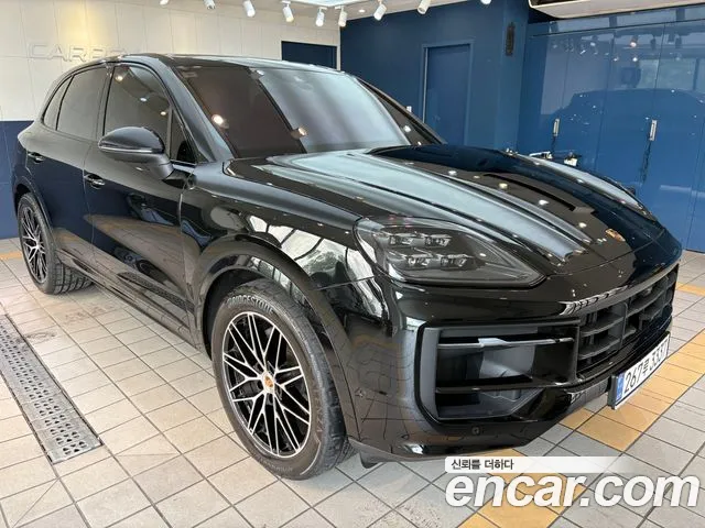 Porsche Cayenne — Фото автомобиля 5