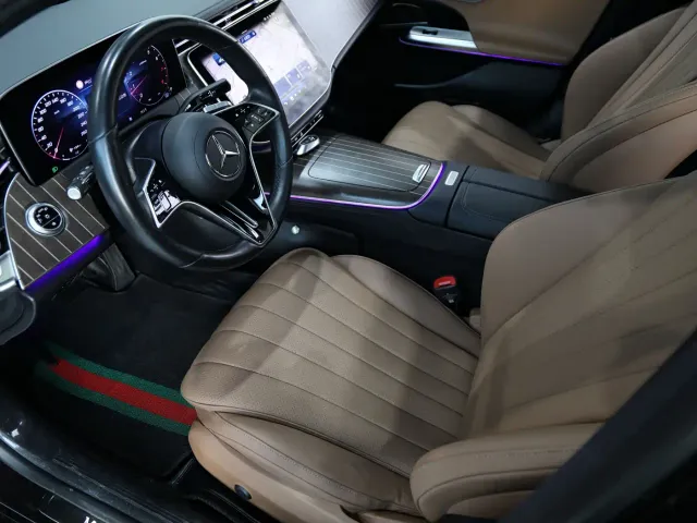 Mercedes-Benz E-Class — Фото автомобиля 7