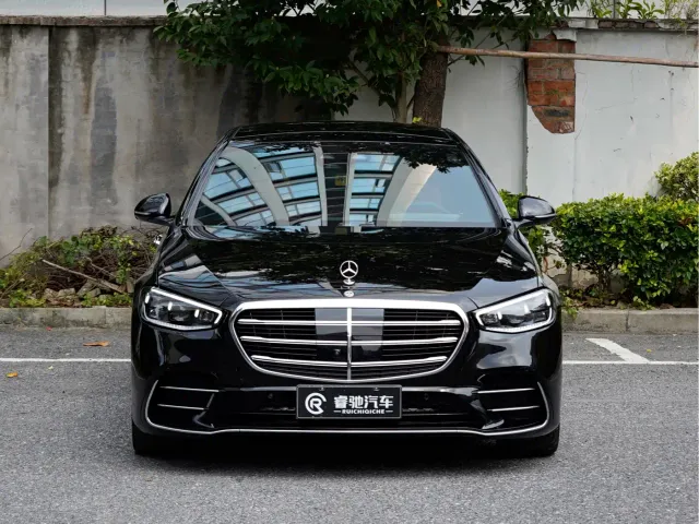 Mercedes-Benz S-Class — Фото автомобиля 2
