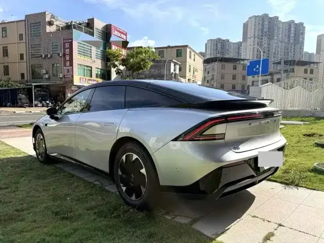 Xpeng P7+ — Фото автомобиля 9