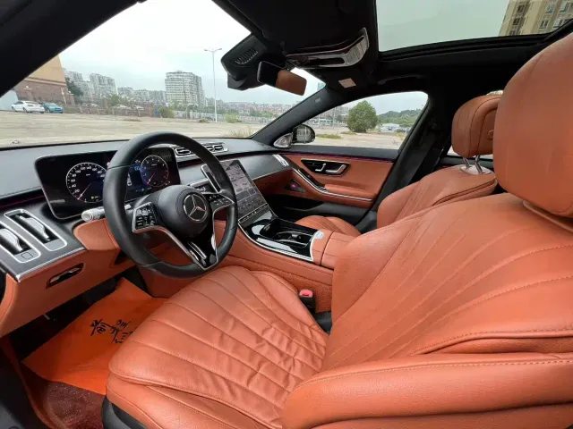 Mercedes-Benz S-Class — Фото автомобиля 4