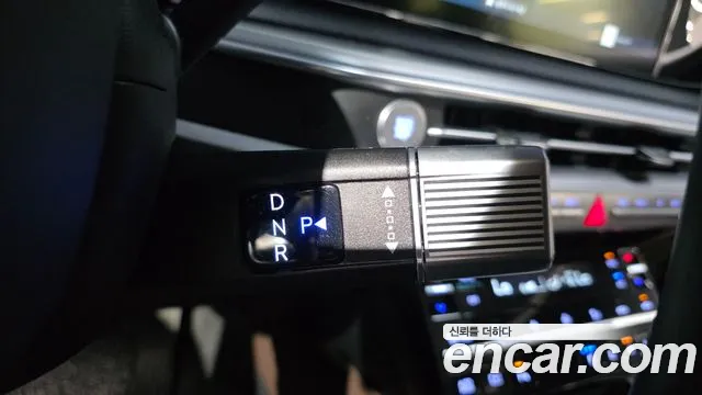 Hyundai Grandeur Grandeur (GN7) — Фото автомобиля 4