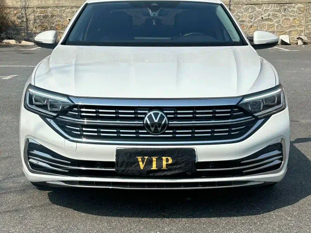 Volkswagen Sagitar — Фото автомобиля 4