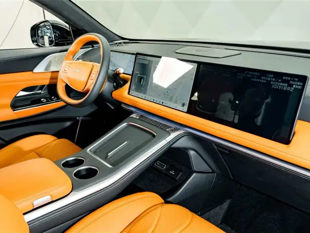 Xpeng G9 — Фото автомобиля 18