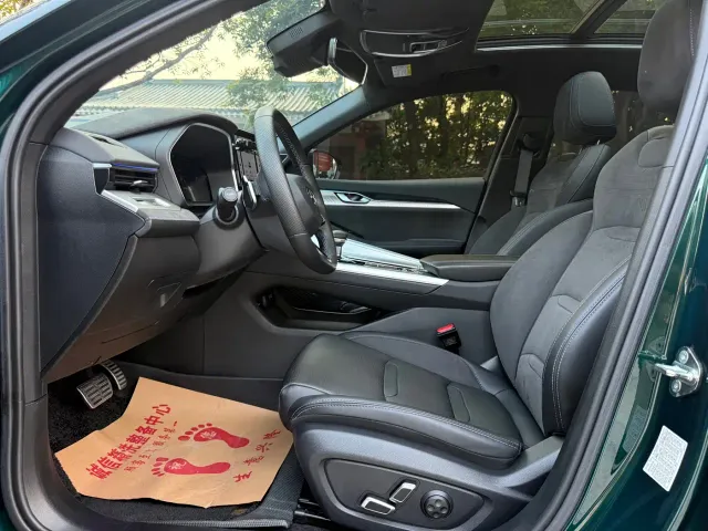 Geely Xingrui — Фото автомобиля 4