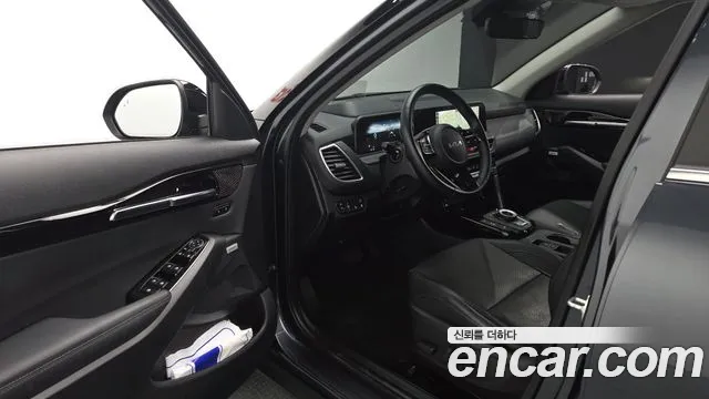 Kia Seltos — Фото автомобиля 15