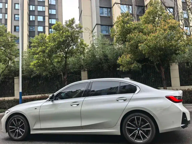 BMW 3 Series — Фото автомобиля 15