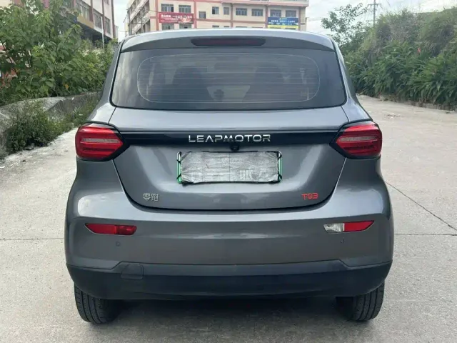 Leapmotor T03 — Фото автомобиля 8