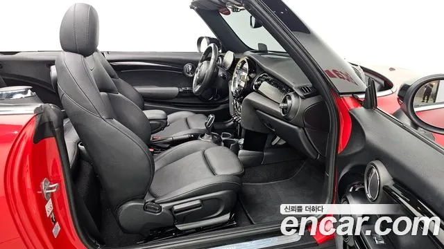 Mini Cooper Convertible — Фото автомобиля 11