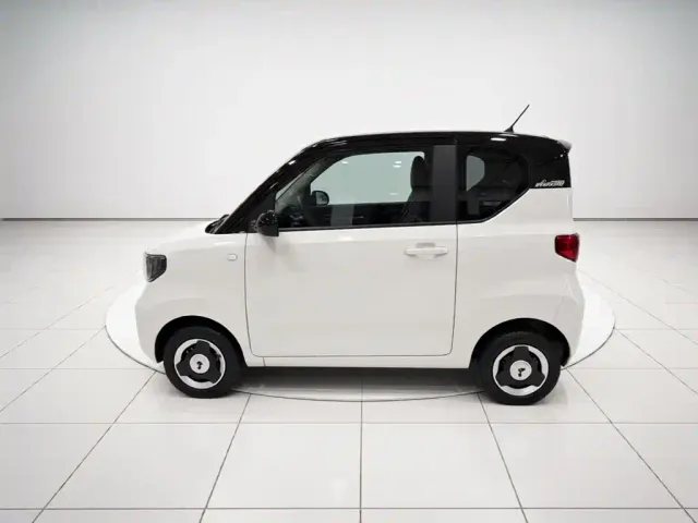 Wuling Hongguang Mini EV — Фото автомобиля 26
