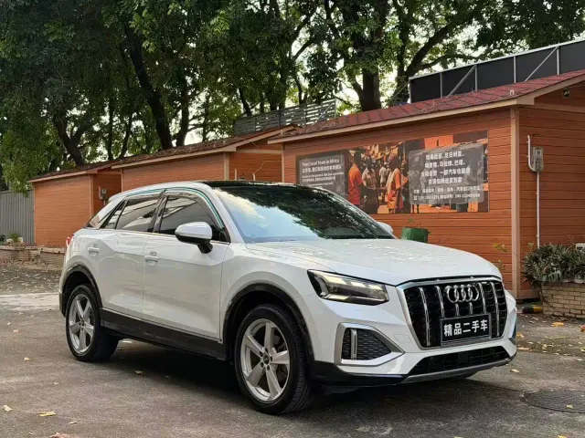 Audi Q2L — Фото автомобиля 3