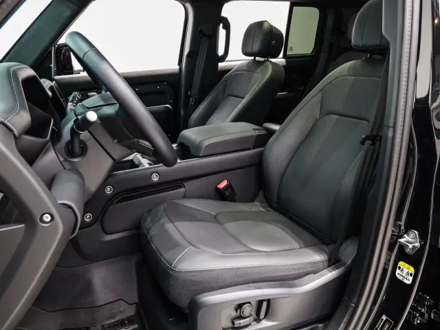 Land Rover Defender — Фото автомобиля 10