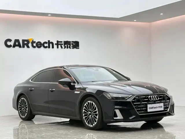Audi A7L — Фото автомобиля 6