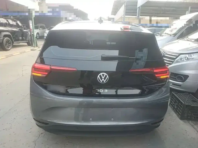 Volkswagen ID.3 — Фото автомобиля 5