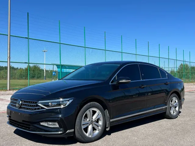 Фотография автомобиля — Volkswagen Magotan