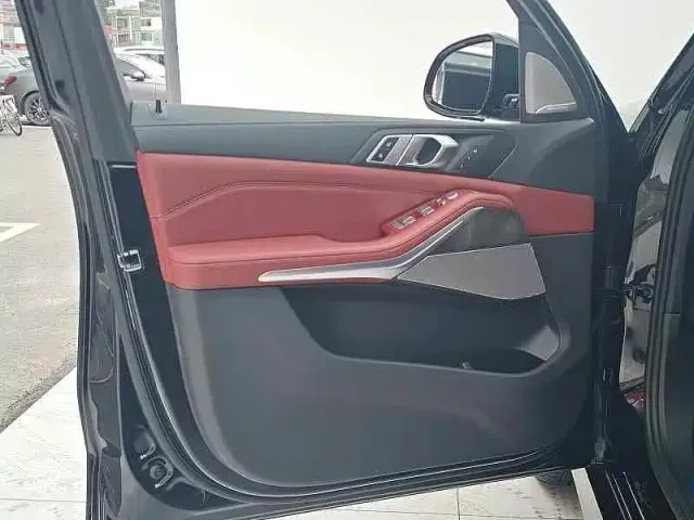 BMW X5 — Фото автомобиля 14
