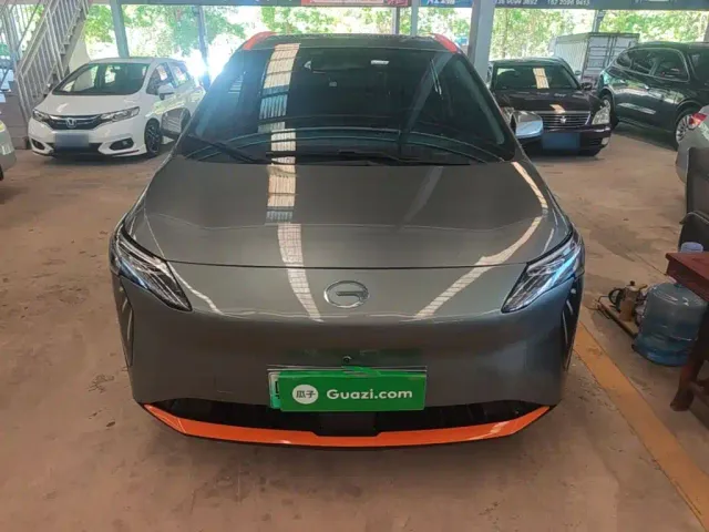 GAC Aion Y — Фото автомобиля 2