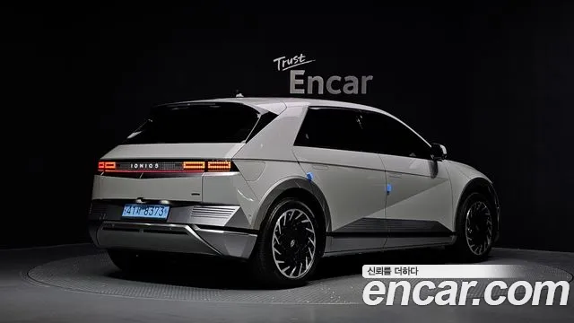 Hyundai Ioniq 5 — Фото автомобиля 2