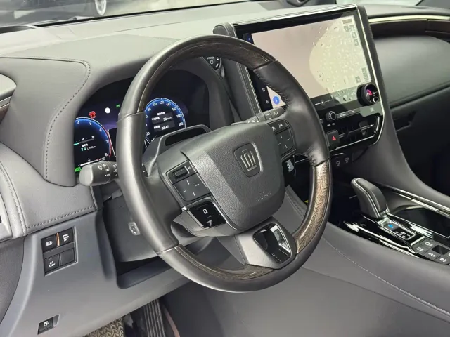 Toyota Vellfire — Фото автомобиля 4