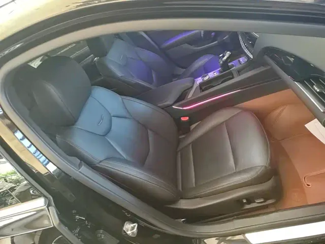 Cadillac CT5 — Фото автомобиля 24