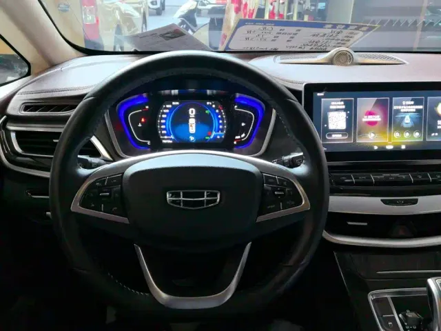 Geely Jiaji — Фото автомобиля 4