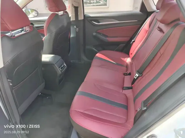 Changan Eado — Фото автомобиля 8